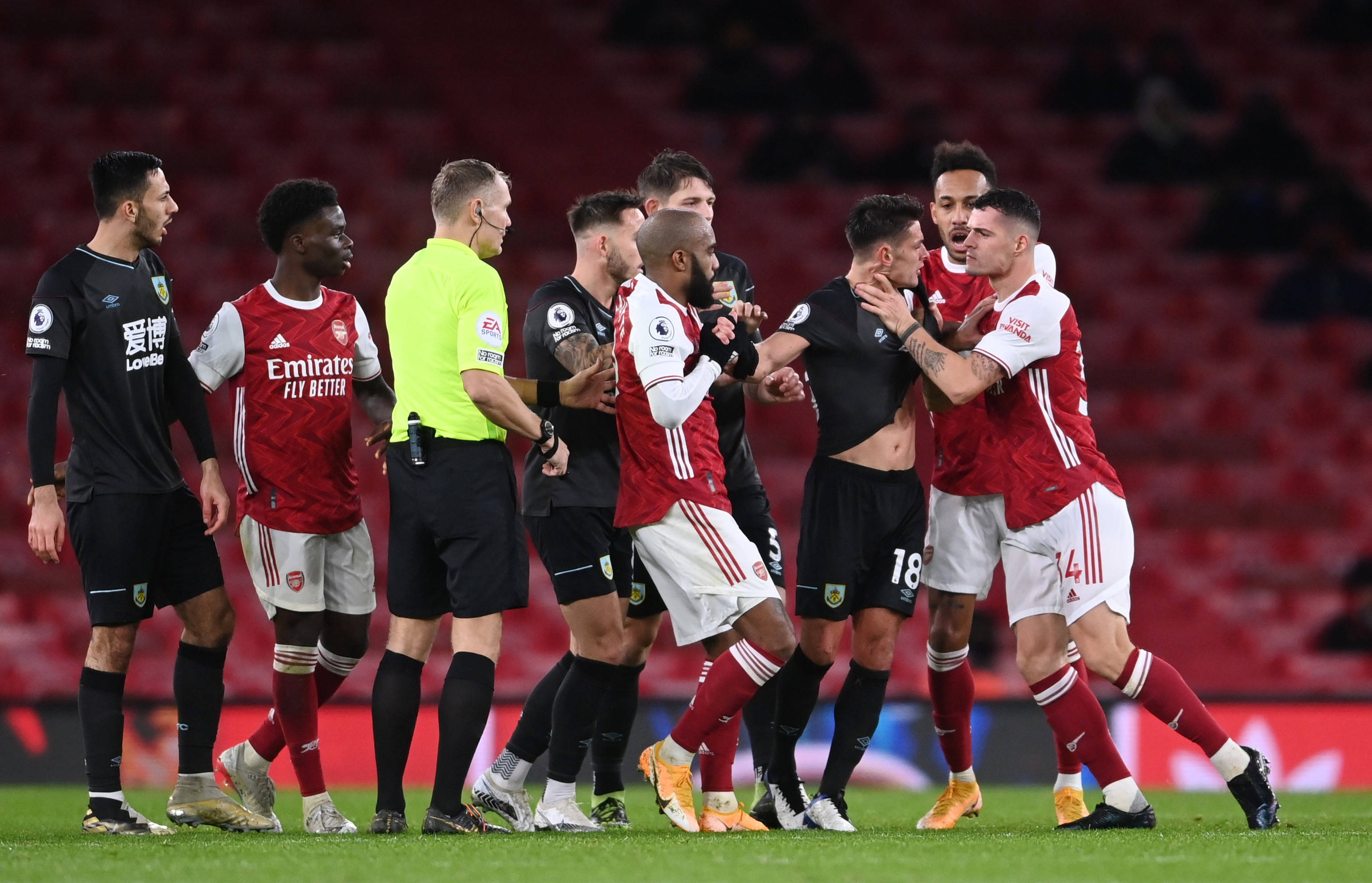 他更具竞争 他更具竞争